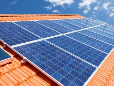 Distributor Solar Panel Semarang: Harga Terbaik untuk Instalasi Perumahan & Ruko