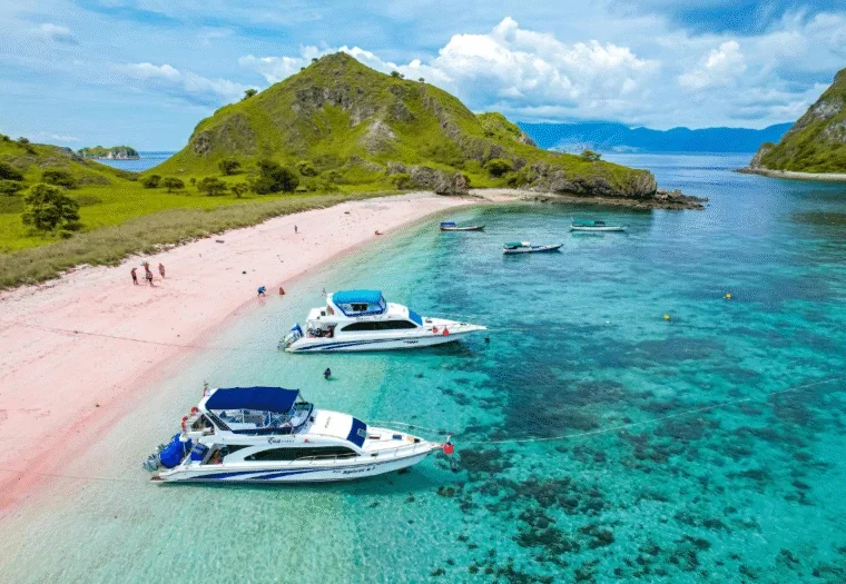 Komodo Boat Tour 3 Days 2 Nights