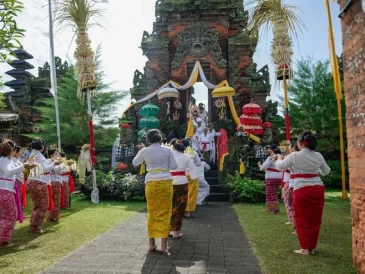 wisata berbasis budaya